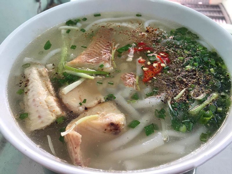 Bánh canh cá lóc Hải Triều.