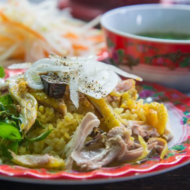 Cách nấu cơm gà Hội An thơm ngon, chuẩn vị đặc sản Quảng Nam